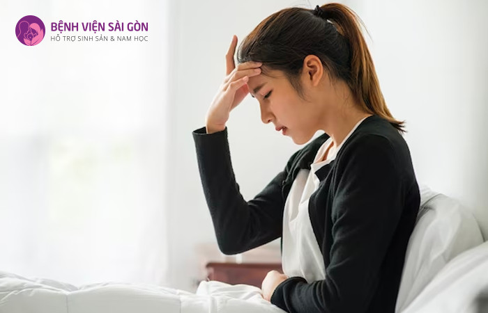Rối loại Estrogen khiến phụ nữ thường mệt mỏi, đau đầu