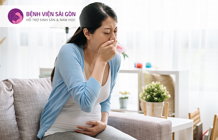 Mẹ bầu khó chịu, sốt cao là dấu hiệu của nhiễm trùng ối