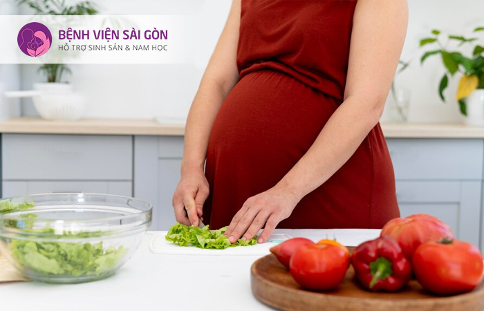 Dinh dưỡng cho mẹ bầu là cách phòng ngừa suy thai