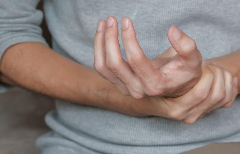 Người bị bệnh tự miễn Người đang điều trị bệnh tự miễn
