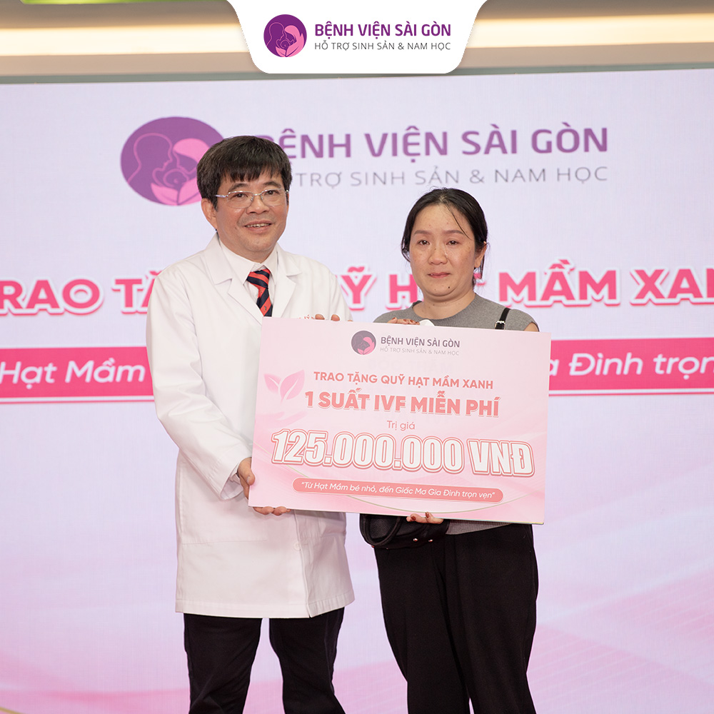 Chị Tiên - Vị khách hàng may mắn nhận được suất IVF Miễn Phí