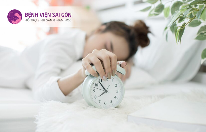 Ngủ đủ giấc là cách đơn giản nhất có thể bảo vệ sức khoẻ của buồng trứng