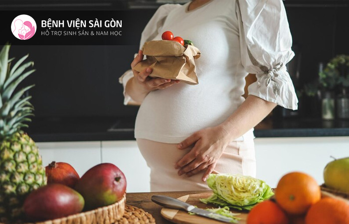 Dinh dưỡng cho mẹ bầu là điều hết sức cần thiết giúp cho mẹ và bé luôn khoẻ