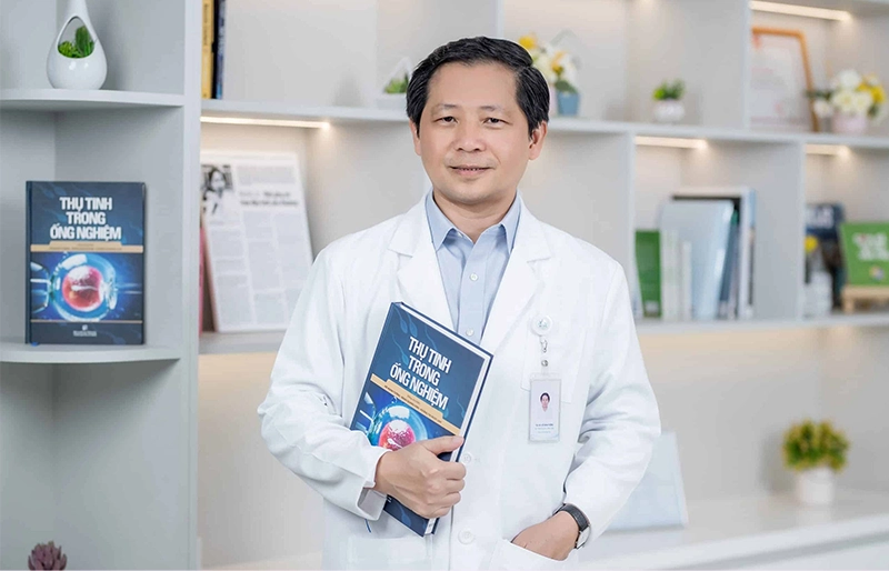 Bác sĩ Hồ Mạnh Tường