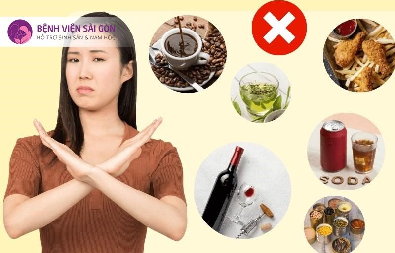 Tránh xa mội trường có khói thuốc lá và các chất độc hại giúp phòng ngừa tình trạng chảy máu khi mang thai