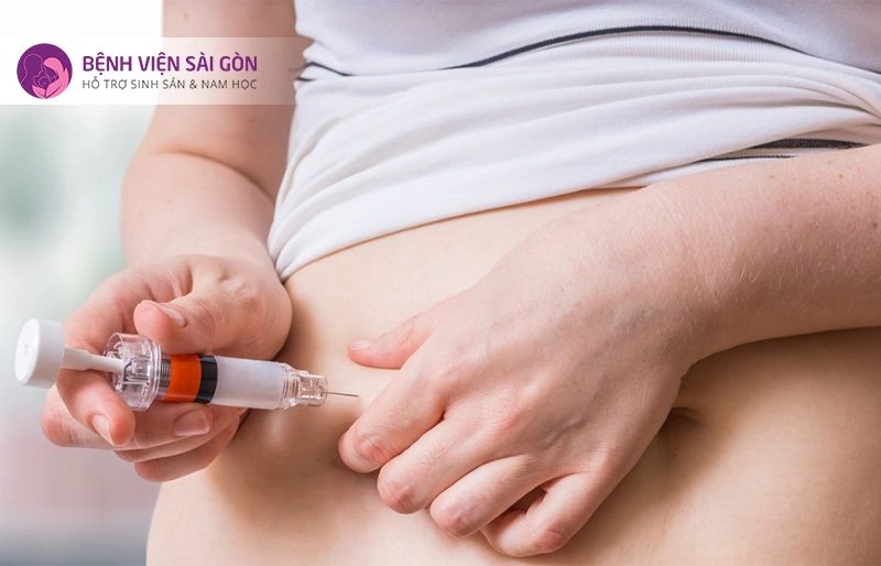 Chuẩn bị hormone và tiêm kích trứng