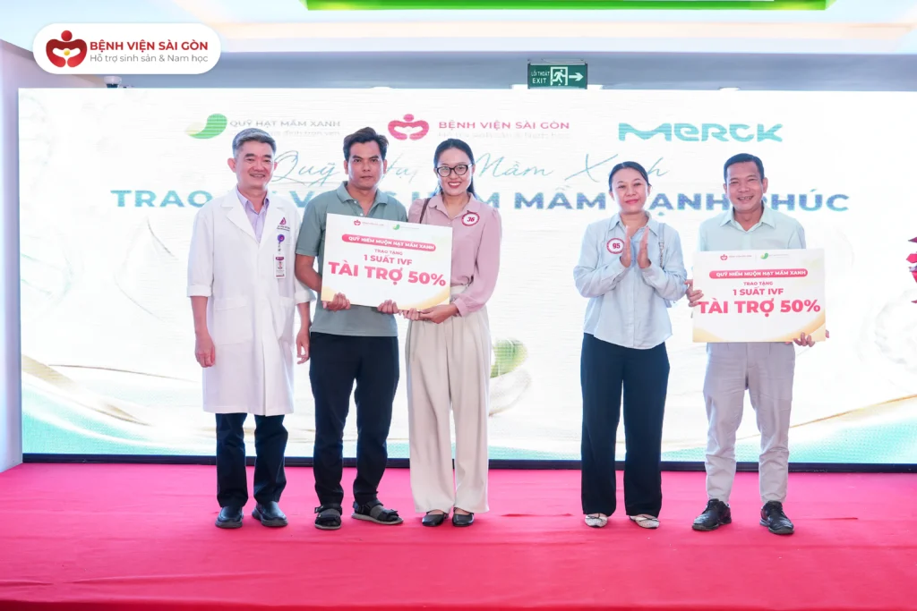 Những gia đình may mắn nhận được suất hỗ trợ 50% chi phí thực hiện IVF từ Quỹ Hạt mầm xanh