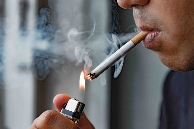 Khi nicotine đi vào cơ thể, chất này có thể tạo ra sự lệ thuộc và khiến người sử dụng tiếp tục tìm đến thuốc lá